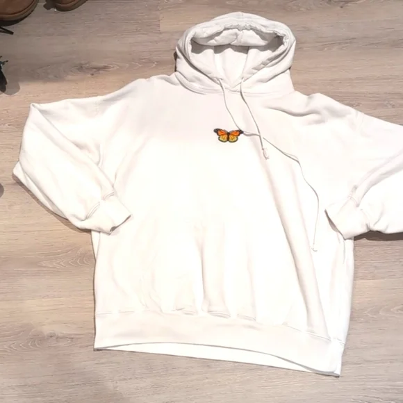 Brandy Melville Butterfly Hoodie Rare - Picture 2 of 7